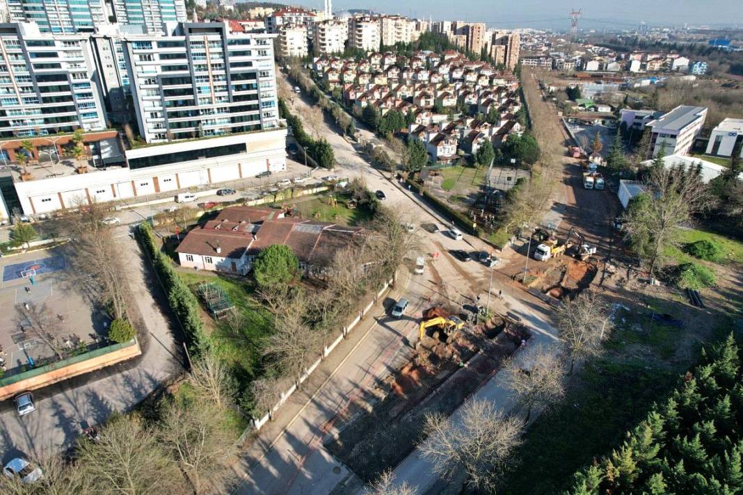 Raylar döşendi, elektrikler verildi: İşte yeni tramvay hattı! 4